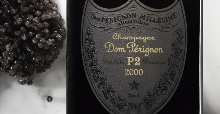 Caviar Et Champagne L Alliance De Deux Joyaux Viedeluxe Fr