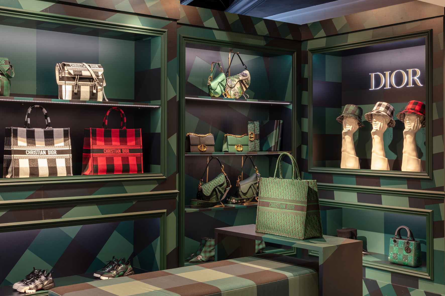 dior exhibit at harrods